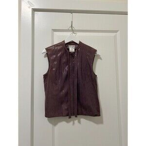 Rare Exotic Leather Chanel Sleeveless Jacket Womens Top Size 38 Eggplant